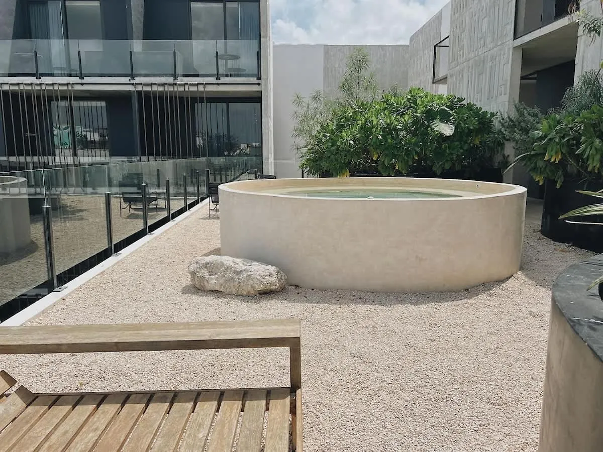 Gym And King Size Bed Main Street Apartment Tulum